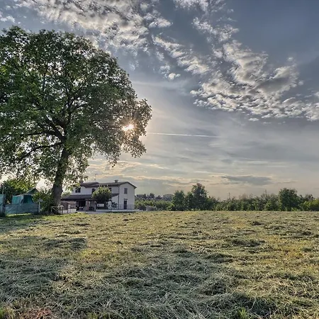 Country & La Quercia Farm stay *